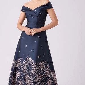 Rickie Freeman Teri Jon Jacquard Floral Border Cuff Bodice Gown - Navy Rose Gold